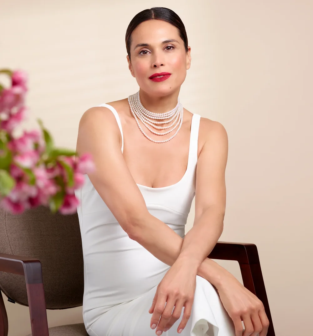 Statement pearl chokers