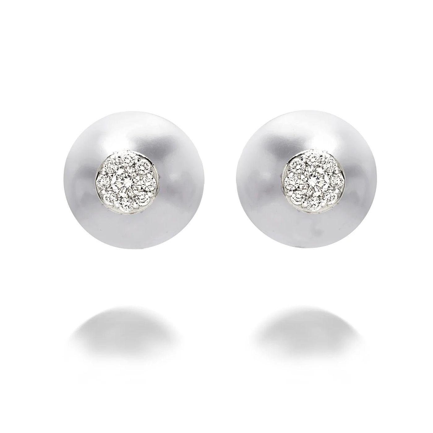 Dots Freshwater Pearl Studs