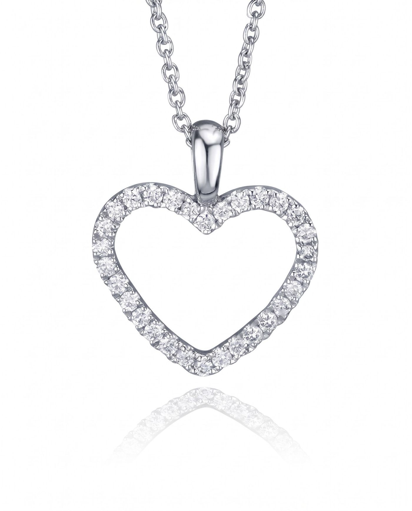 Pavé Diamond Heart Pendant