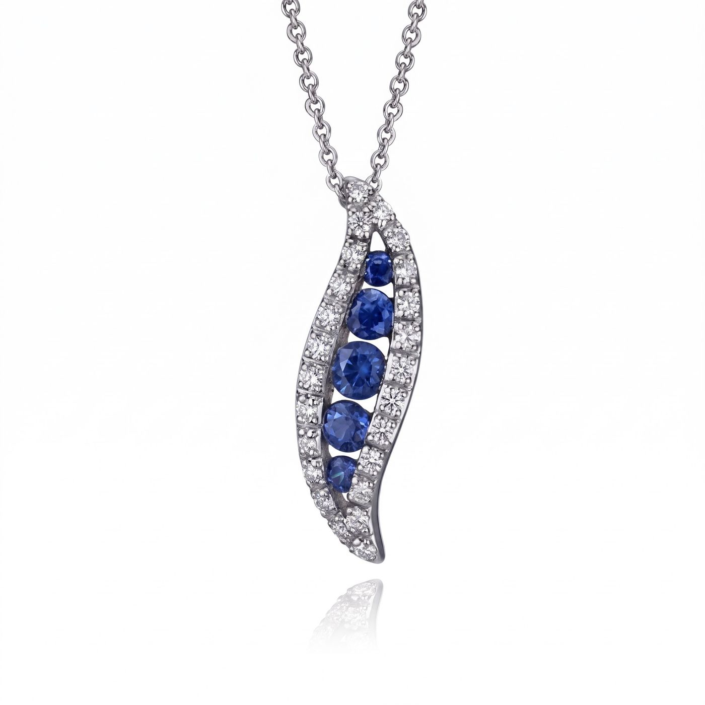 Pea Pod Sapphire Necklace