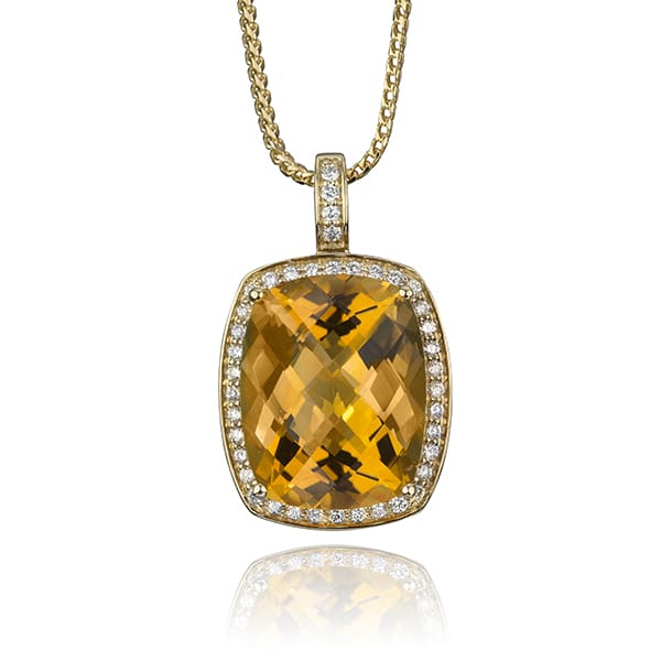 Yellow Gold Between White Diamond Pendent Yellow Gold Necklace